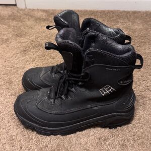 Columbia Omni Heat Boots Mens 11 Black Waterproof Lace Up Outdoor Logo